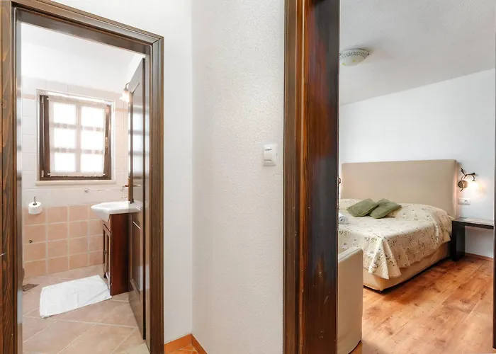 Villa Radetici Tinjan