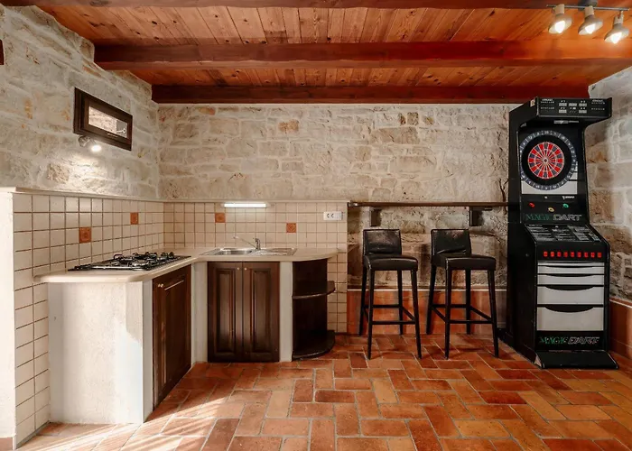 빌라 Villa Radetici *